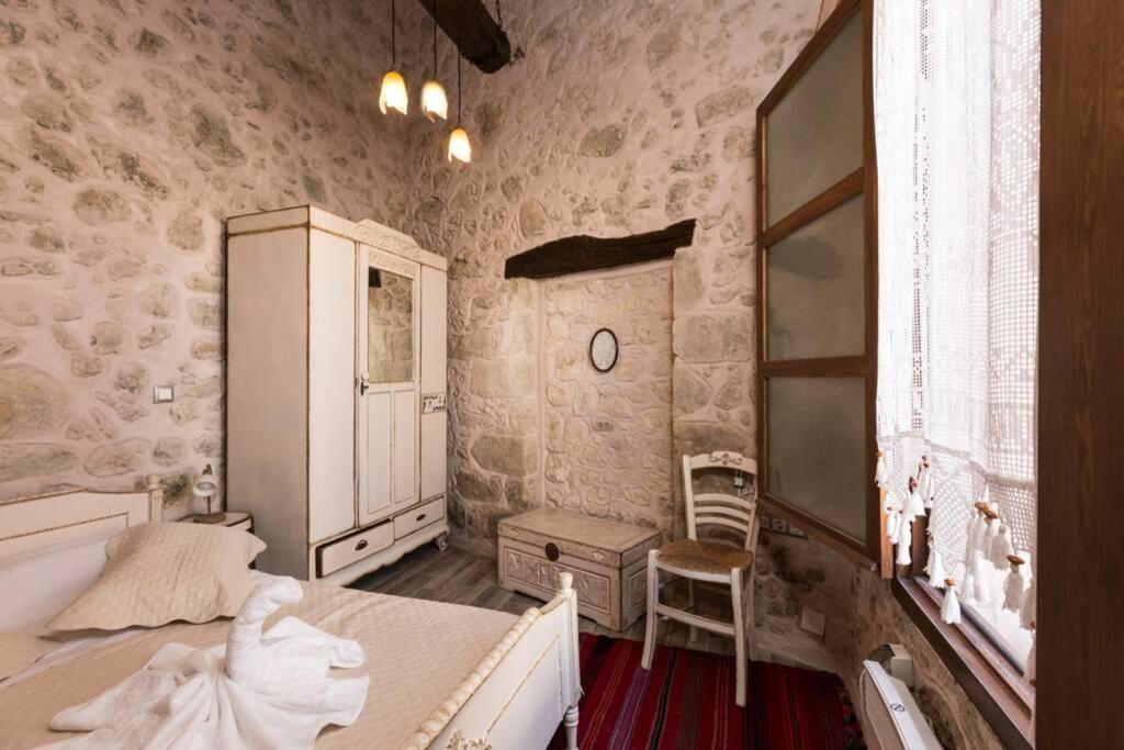 Tholos Home Khromonastirion Exterior photo